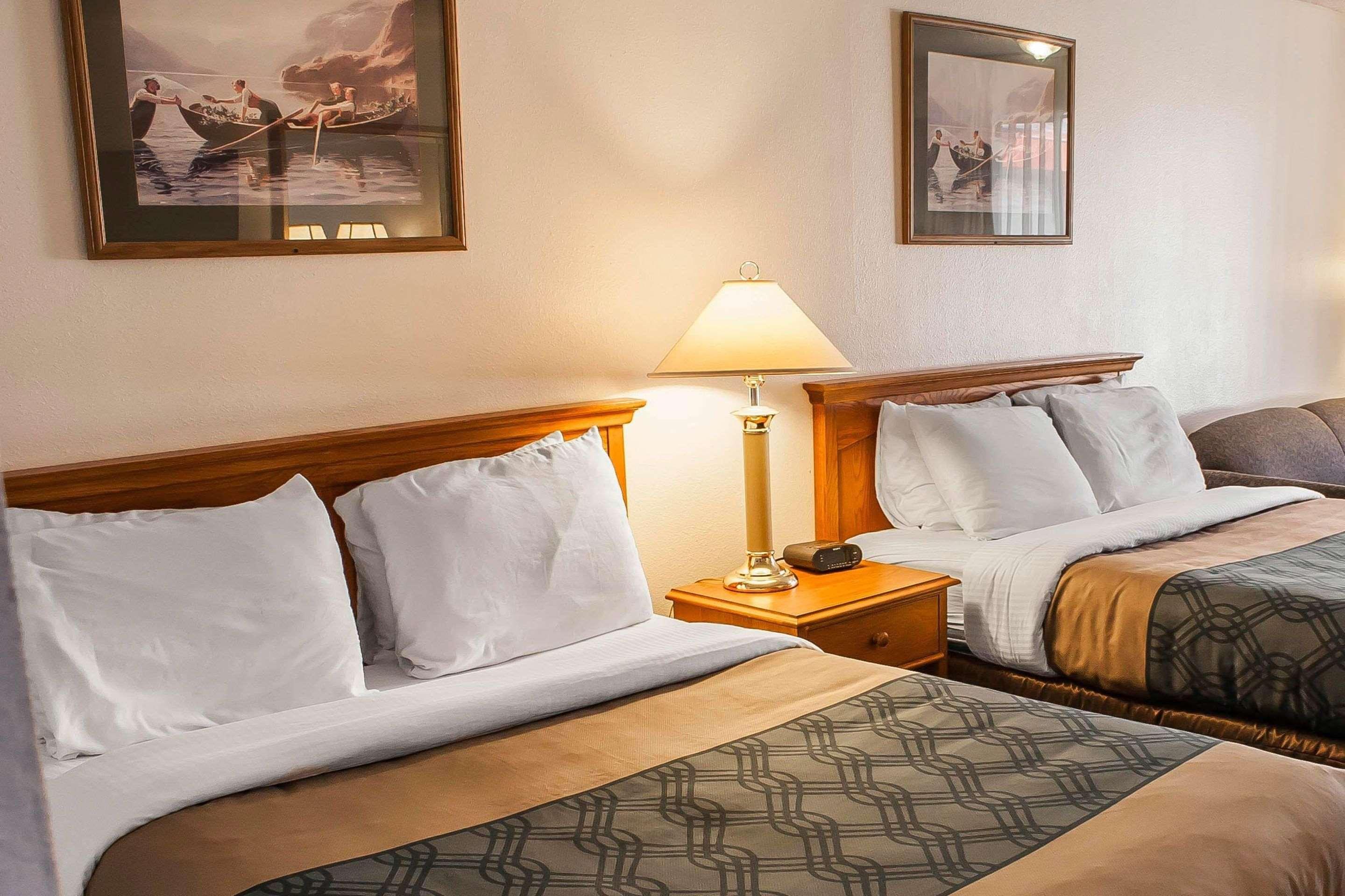 Hoquiam Econo Lodge Inn & Suites מראה חיצוני תמונה