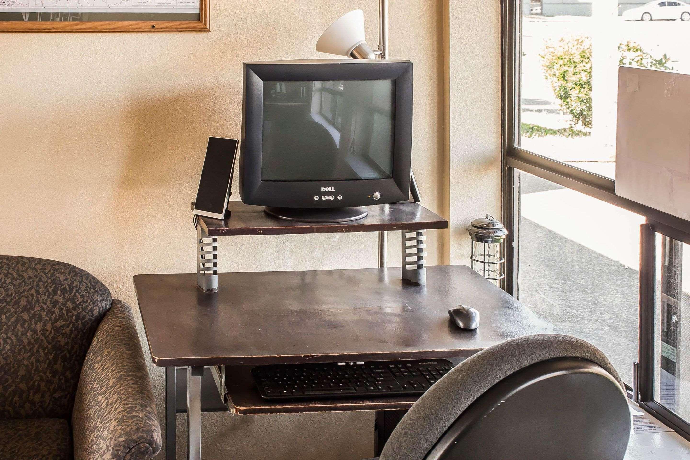 Hoquiam Econo Lodge Inn & Suites מראה חיצוני תמונה