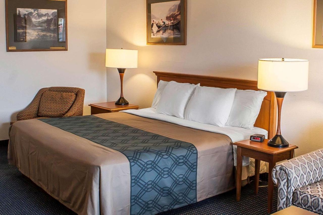 Hoquiam Econo Lodge Inn & Suites מראה חיצוני תמונה