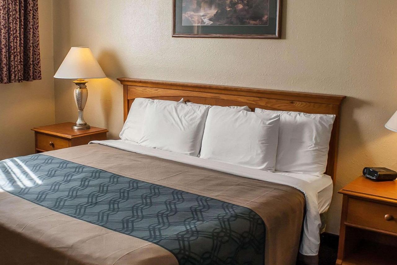 Hoquiam Econo Lodge Inn & Suites מראה חיצוני תמונה