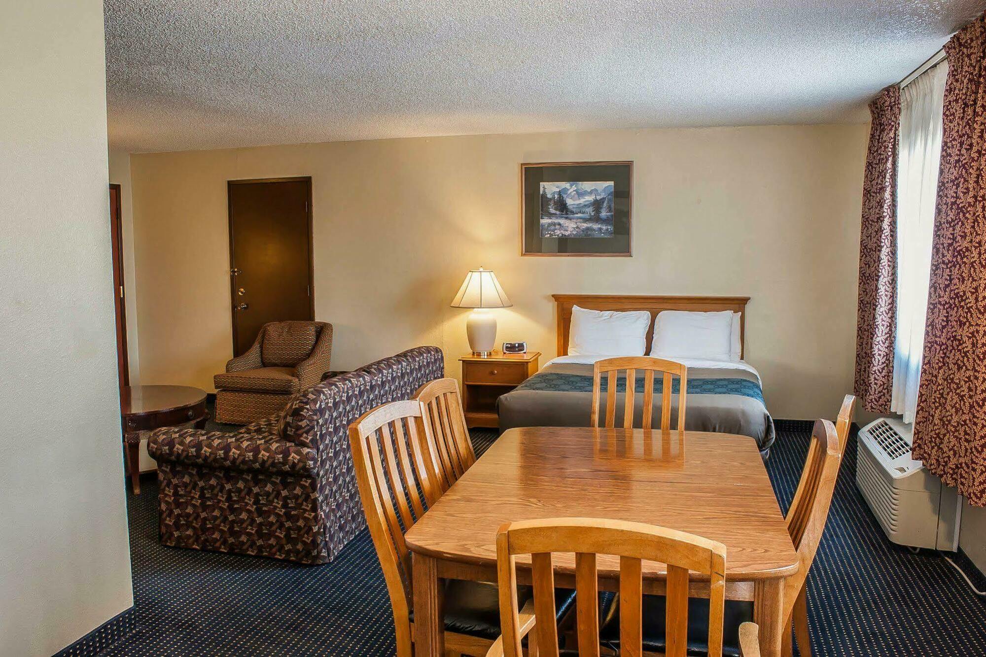 Hoquiam Econo Lodge Inn & Suites מראה חיצוני תמונה